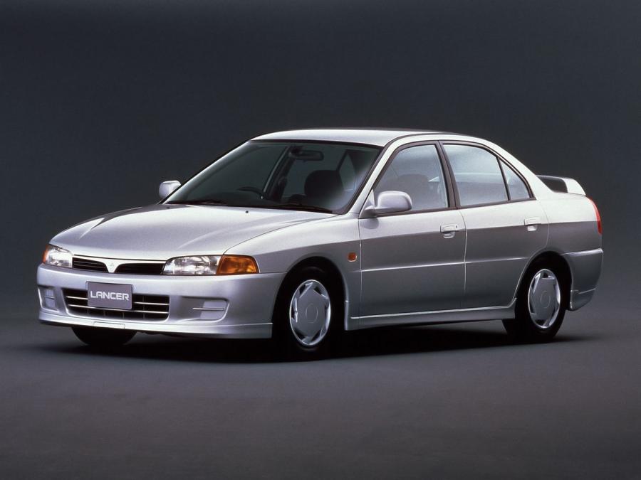  Mitsubishi Lancer 1995 года  (JP) (фото 3 из 5)